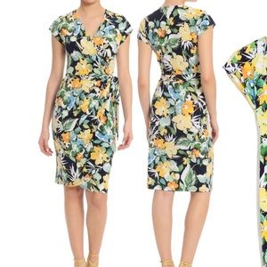 Maggy London Surplice V Neck Short Sleeve Floral Jersey Wrap Dress 10 Navy NWT